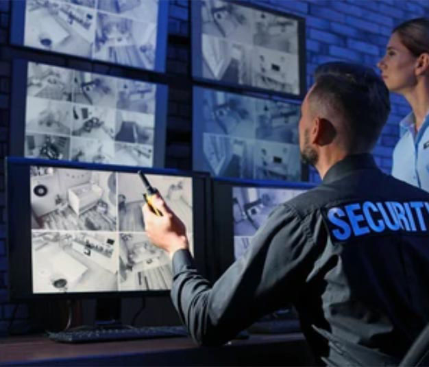 Monitoring operator at screens